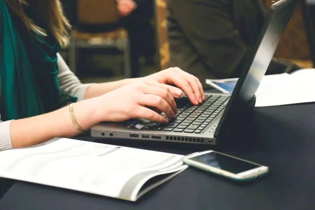 The Basics of Writing Undergraduate Theses Undergraduate Theses